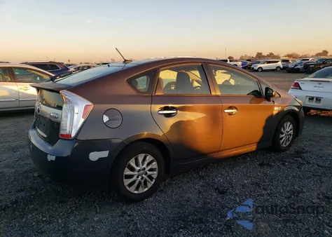 2012 Toyota Prius Plug-In z USA, uszkodzony, nr VIN JTDKN3DP9C3005896